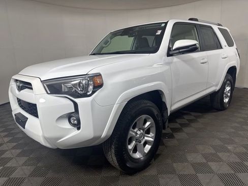 Used 2023 Toyota 4Runner SR5 Premium w/ Moonroof Package image 8