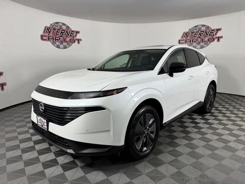 Used 2025 Nissan Murano SL AWD/4WD image 3