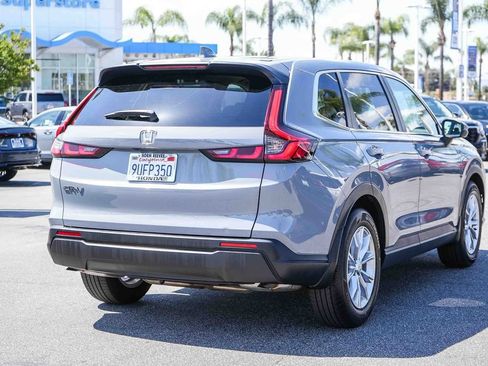 Used 2025 Honda CR-V EX image 7