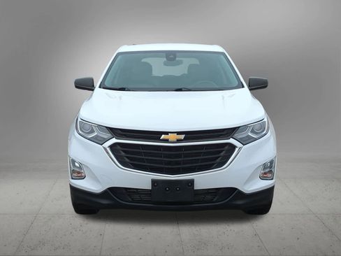 Used 2021 Chevrolet Equinox LS image 9