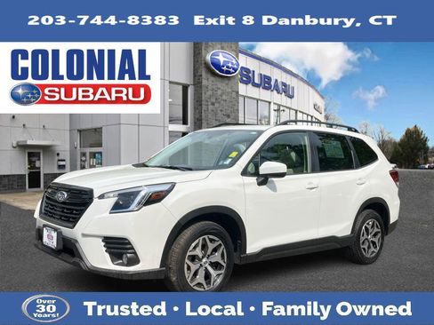 Certified 2023 Subaru Forester Premium AWD/4WD image 1