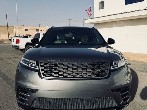 Used 2018 Land Rover Range Rover Velar R-Dynamic SE image 8