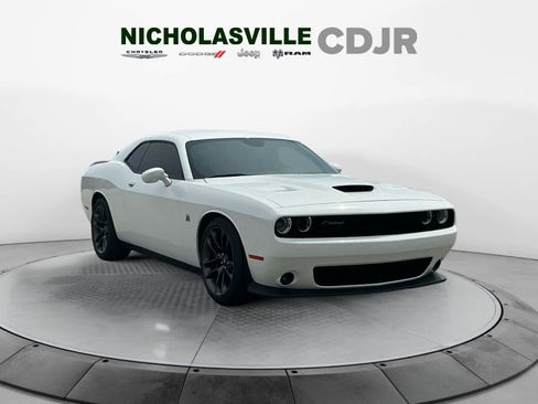 Used 2023 Dodge Challenger R/T Scat Pack w/ Plus Package RWD image 7