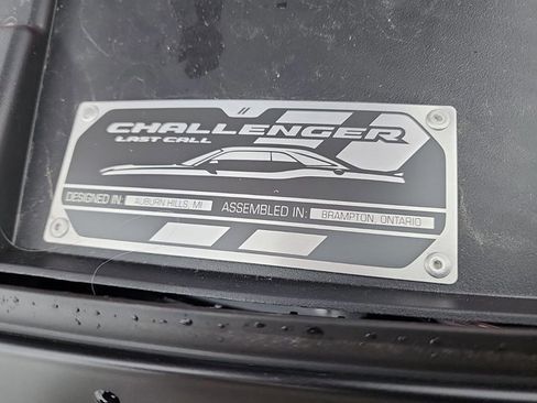 Used 2023 Dodge Challenger R/T w/ T/A Package image 10