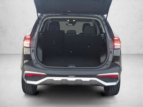 Used 2024 Kia Sportage LX image 6