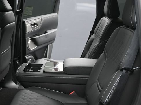 New 2026 INFINITI QX80 Autograph image 22