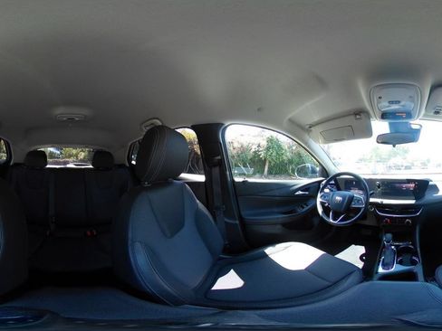 Used 2025 Buick Encore GX Preferred FWD image 41