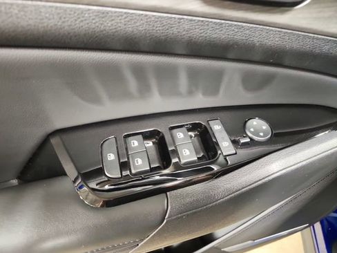 Certified 2025 Kia Sportage X-Line AWD/4WD image 19