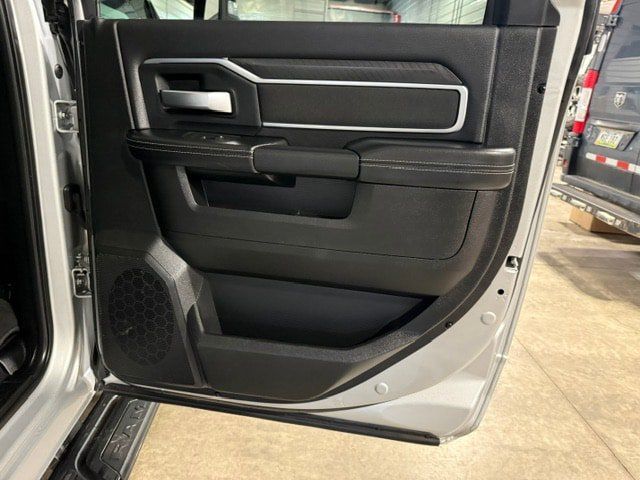 Certified 2026 RAM 2500 Big Horn AWD/4WD image 14
