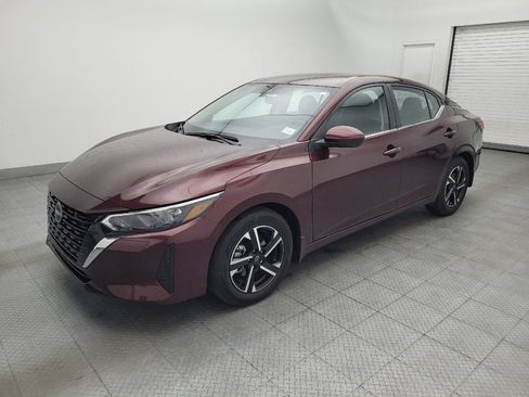 Used 2025 Nissan Sentra SV FWD image 2
