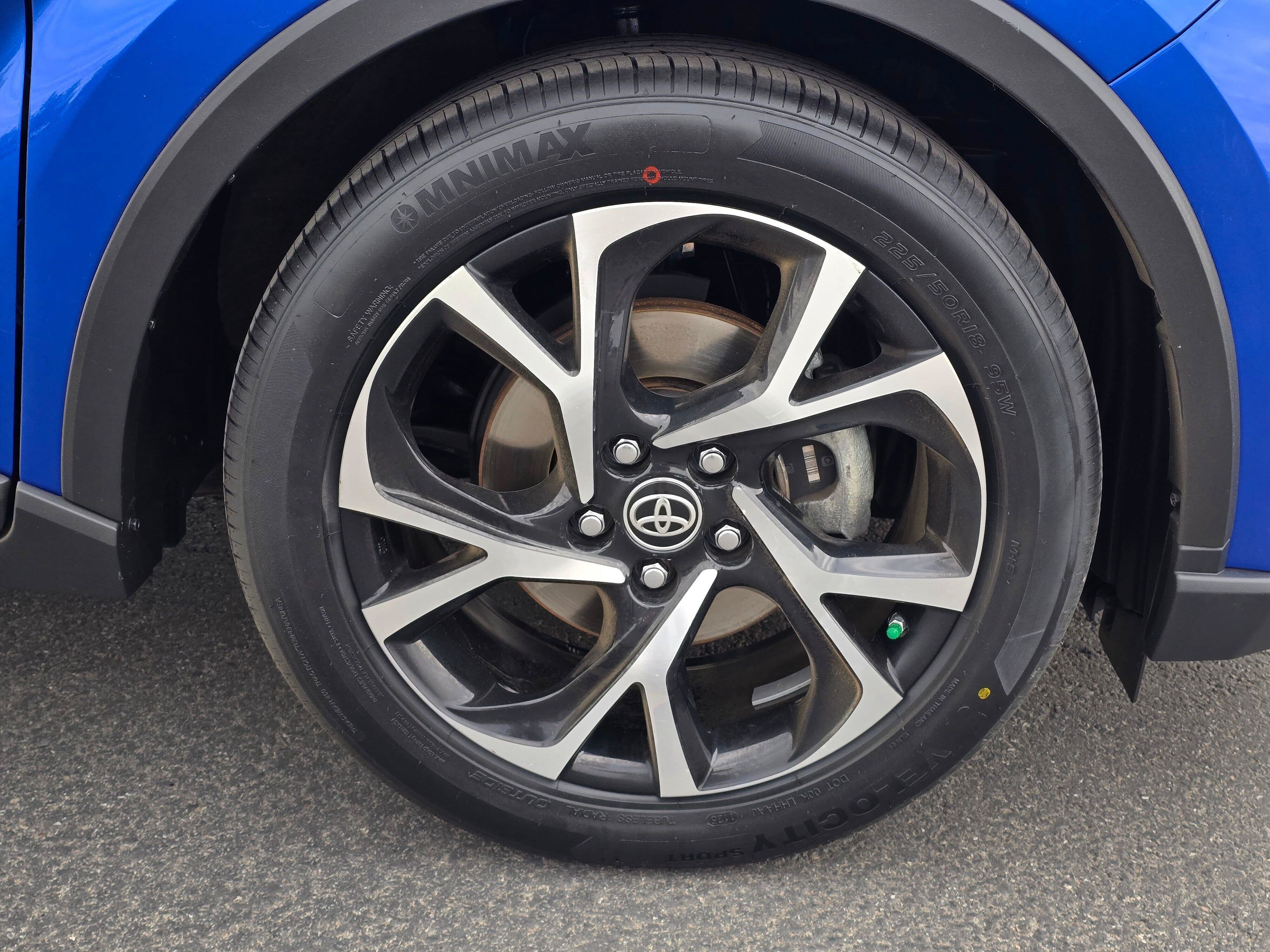 Certified 2021 Toyota C-HR XLE FWD image 10