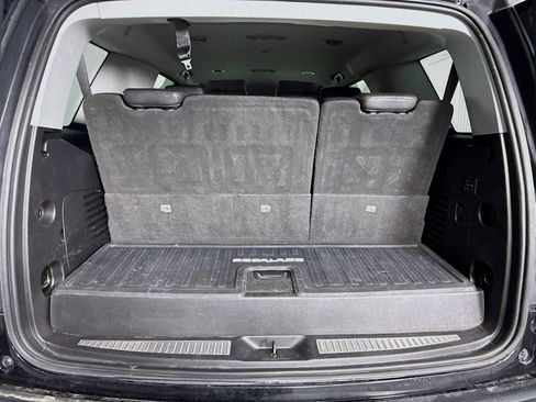 Used 2018 Cadillac Escalade 4WD image 27