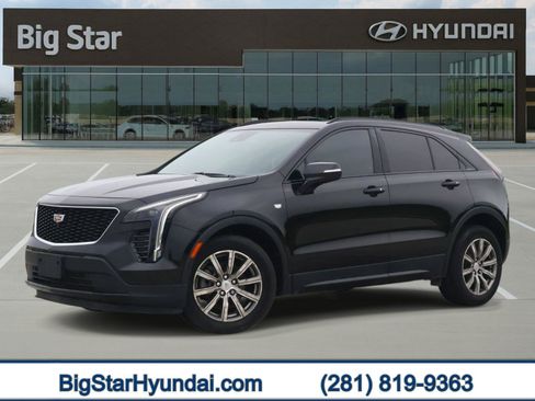 Used 2022 Cadillac XT4 Sport w/ Enhanced Visibility Package FWD image 1