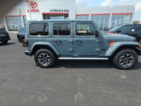Used 2026 Jeep Wrangler Unlimited Sahara w/ Safety Group AWD/4WD image 2