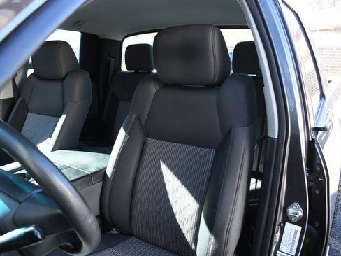 Used 2014 Toyota Tundra SR image 17