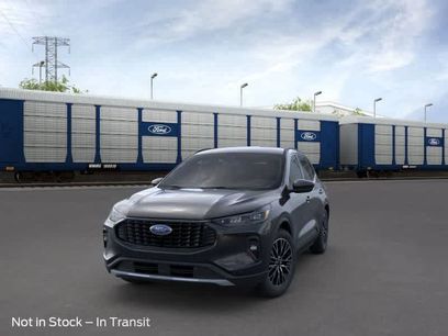 New 2025 Ford Escape SE w/ PHEV Premium Package
