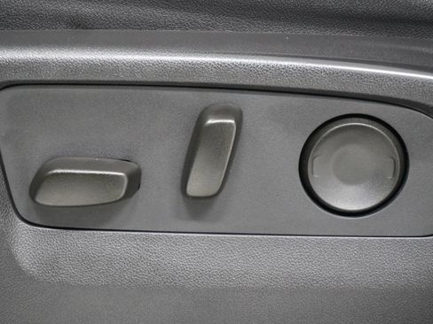 Used 2024 GMC Sierra 2500 AT4 w/ Technology Package image 17