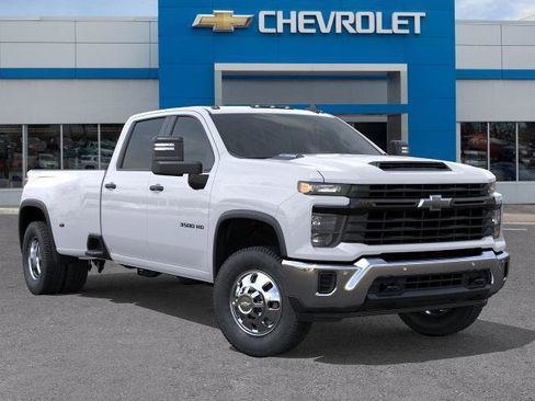 New 2026 Chevrolet Silverado 3500 W/T image 7