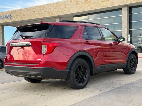 Used 2020 Ford Explorer XLT image 20