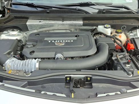 Used 2021 Cadillac XT4 Premium Luxury w/ Technology Package image 30