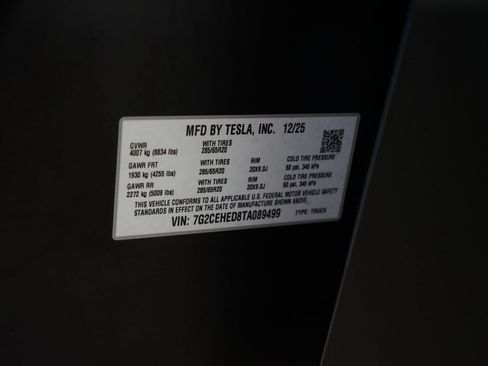 Used 2026 Tesla Cybertruck AWD Crew Cab image 25