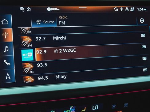 Used 2023 Audi Q4 e-tron Premium Plus w/ Premium Plus image 22