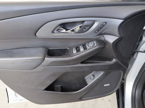 Used 2020 Chevrolet Traverse Premier w/ Redline Edition FWD image 37