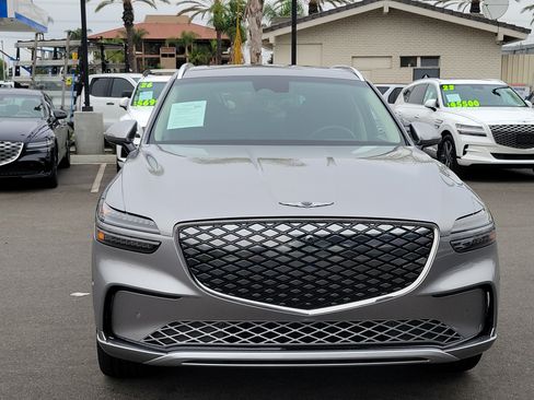 Certified 2026 Genesis Electrified GV70 Prestige AWD/4WD image 8