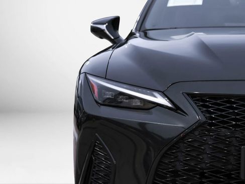 Used 2022 Lexus IS 500 image 52