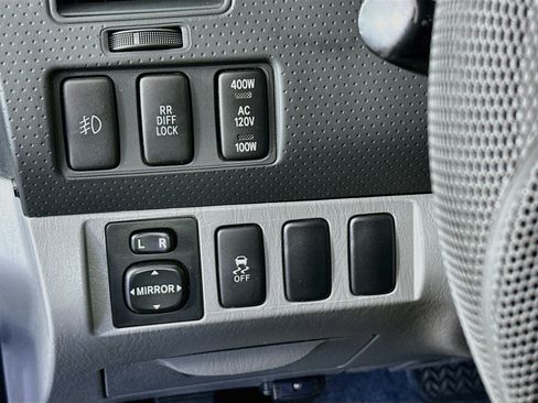 Used 2013 Toyota Tacoma PreRunner w/ TRD Off-Road Pkg RWD image 16