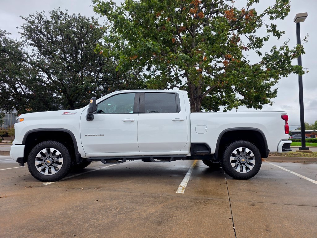Used 2024 Chevrolet Silverado 3500 LT w/ Texas Edition AWD/4WD image 31