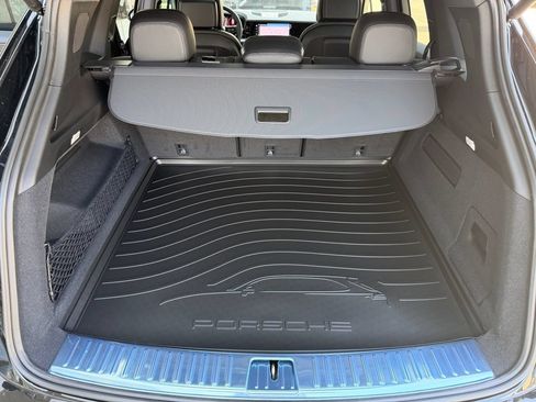 New 2026 Porsche Cayenne AWD/4WD image 30
