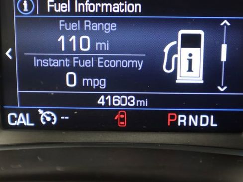 Used 2023 Chevrolet Equinox LT AWD/4WD image 35