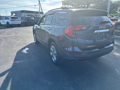 Used 2018 GMC Terrain SLE w/ Driver Convenience Package AWD/4WD image 9