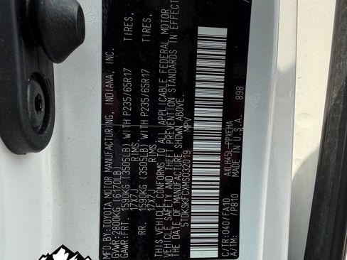 Used 2021 Toyota Sienna LE AWD/4WD image 20