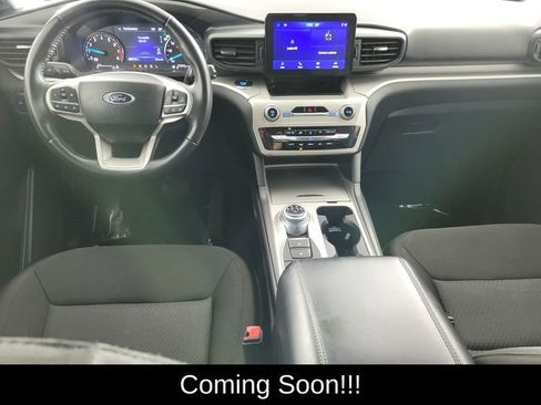Used 2023 Ford Explorer XLT image 20