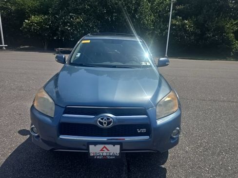 Used 2011 Toyota RAV4 Limited w/ Limited Extra Value Pkg AWD/4WD image 2