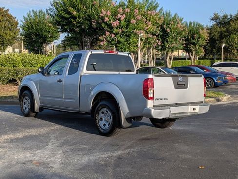 Used 2018 Nissan Frontier S RWD image 7