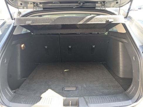 Used 2025 Chevrolet Trax LT w/ LT Convenience Package image 25