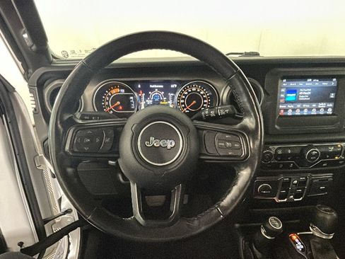 Used 2022 Jeep Wrangler Unlimited Sport AWD/4WD image 17