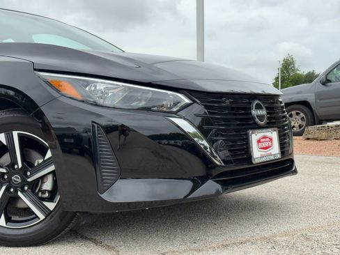 Used 2025 Nissan Sentra SV w/ Trunk Package FWD image 3