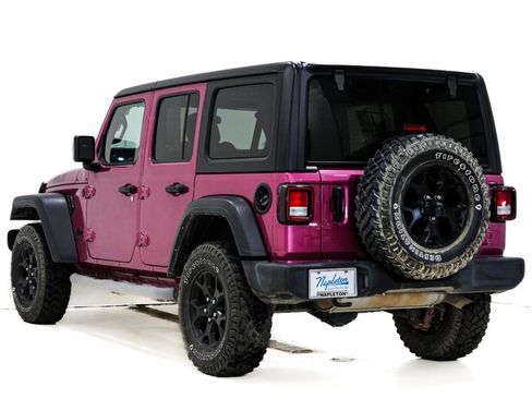 Used 2022 Jeep Wrangler Unlimited Willys image 9