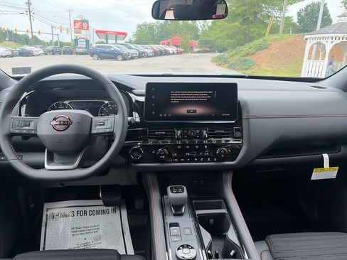 New 2026 Nissan Pathfinder Rock Creek w/ Rock Creek Premium Package AWD/4WD image 13