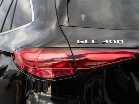 Certified 2024 Mercedes-Benz GLC 300 4MATIC image 7