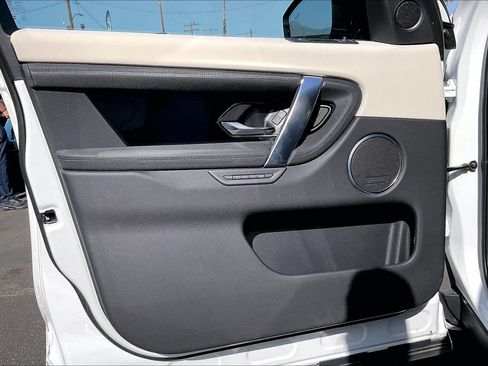 Certified 2025 Land Rover Discovery Sport S AWD/4WD image 20