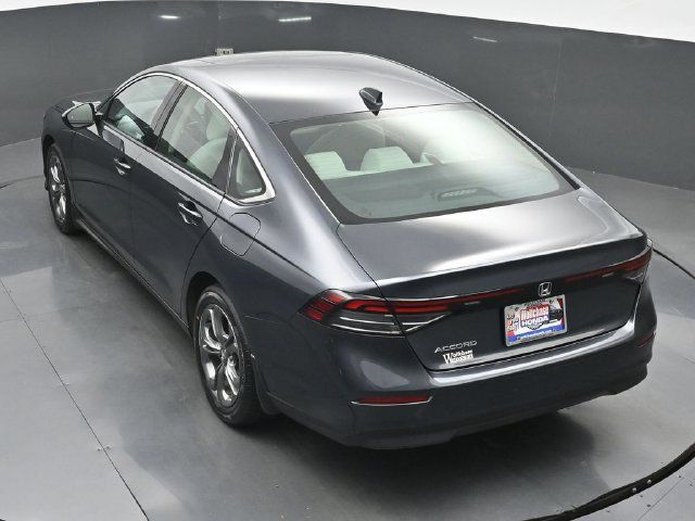 Certified 2023 Honda Accord EX image 31