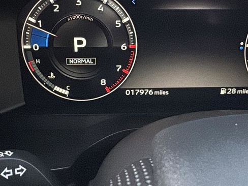 Used 2024 Mitsubishi Outlander SE image 21