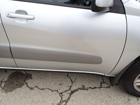 Used 2001 Toyota RAV4 4WD image 19