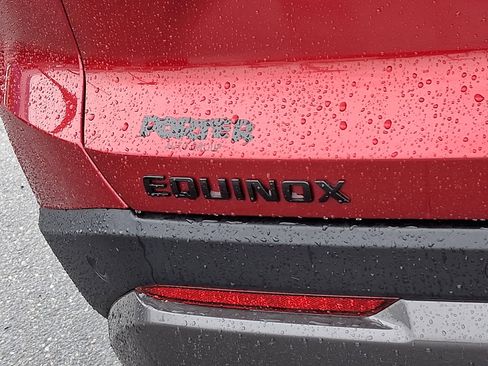 Used 2025 Chevrolet Equinox ACTIV w/ Safety and Technology Package FWD image 33