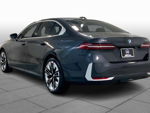 New 2026 BMW 530i xDrive w/ Premium Package AWD/4WD image 12